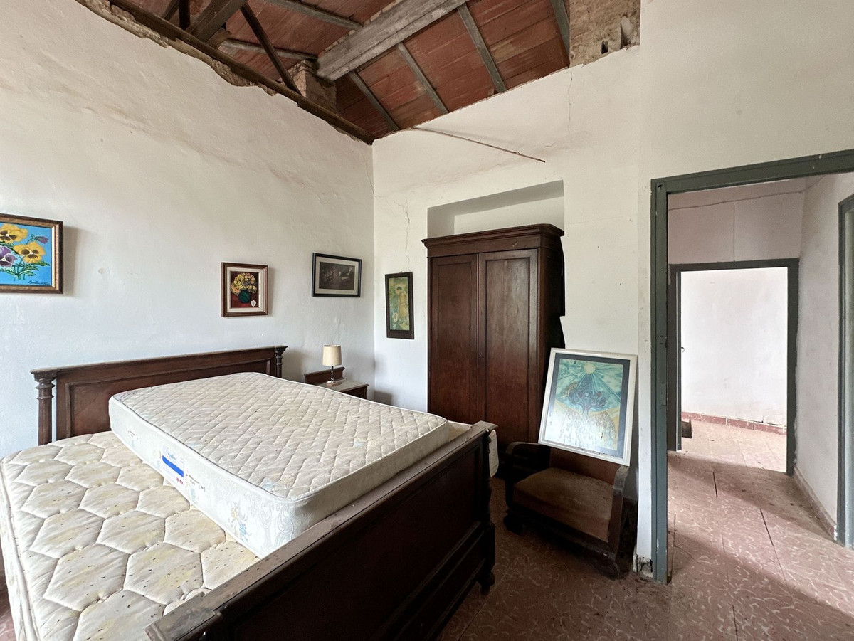 Property main view 79