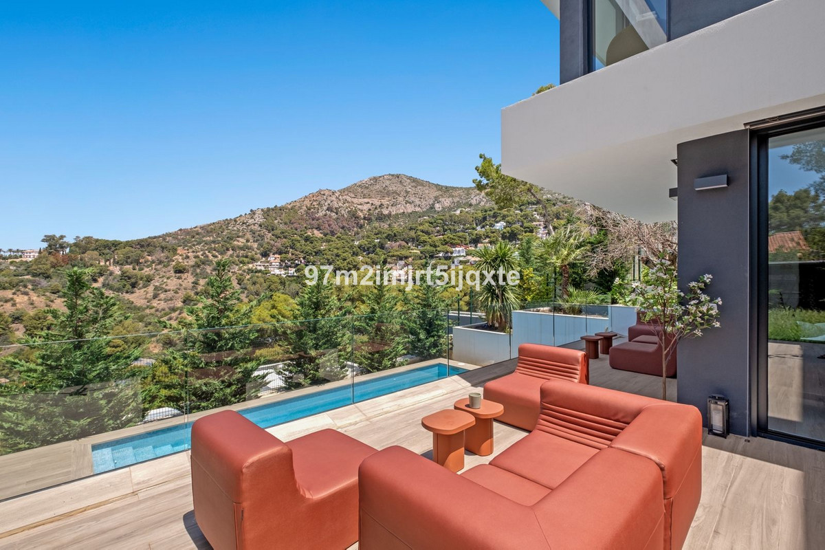 Vrijstaande Villa in Pinares de San Antón-11