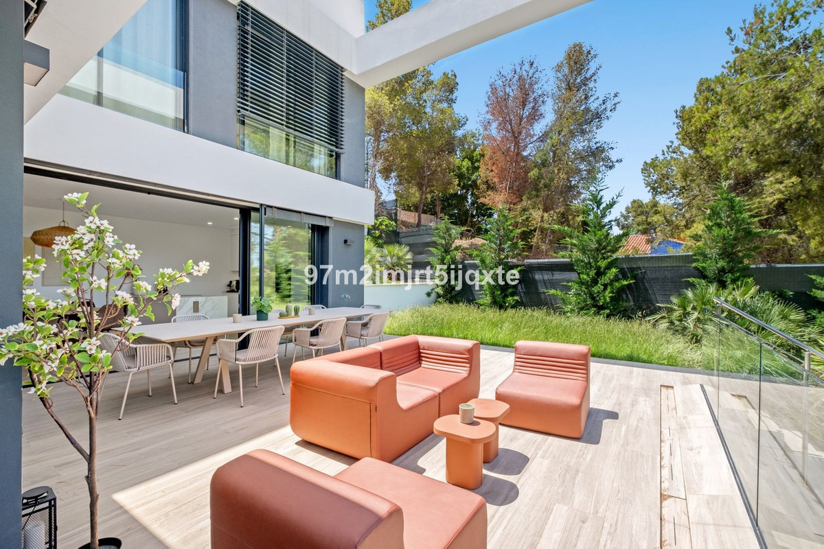 Vrijstaande Villa in Pinares de San Antón-6
