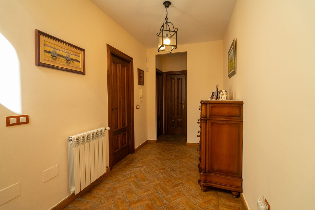 Huis te koop in Pinares de San Antón | 5 slaapkamers H5056297
