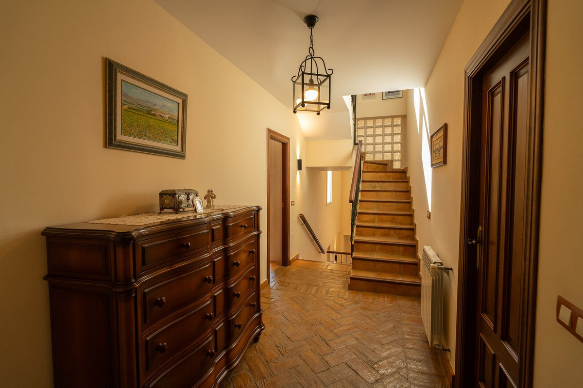 Huis te koop in Pinares de San Antón | 5 slaapkamers H5056297