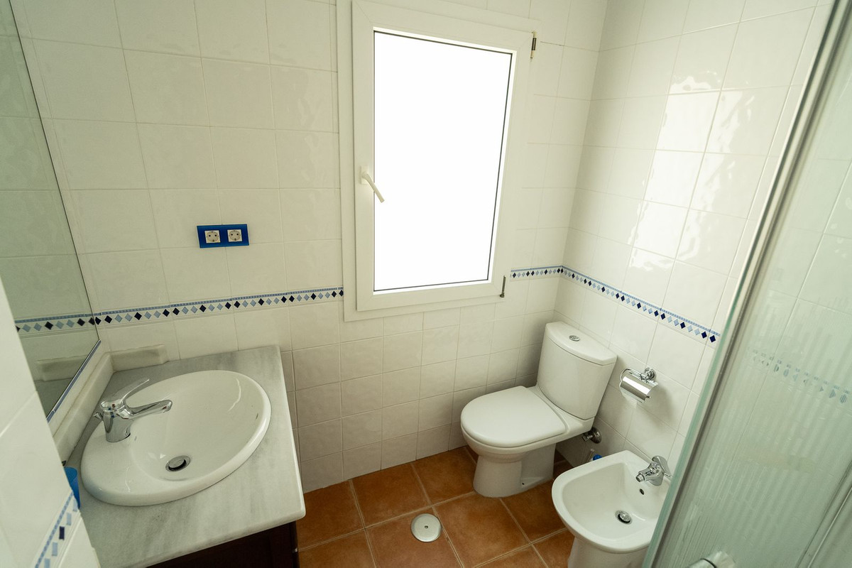 Huis te koop in Pinares de San Antón | 5 slaapkamers H5056297