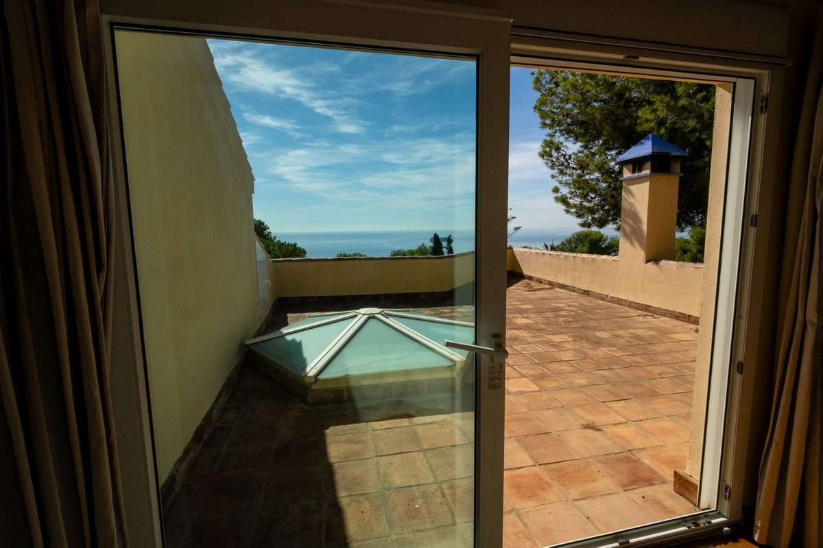 Huis te koop in Pinares de San Antón | 5 slaapkamers H5056297