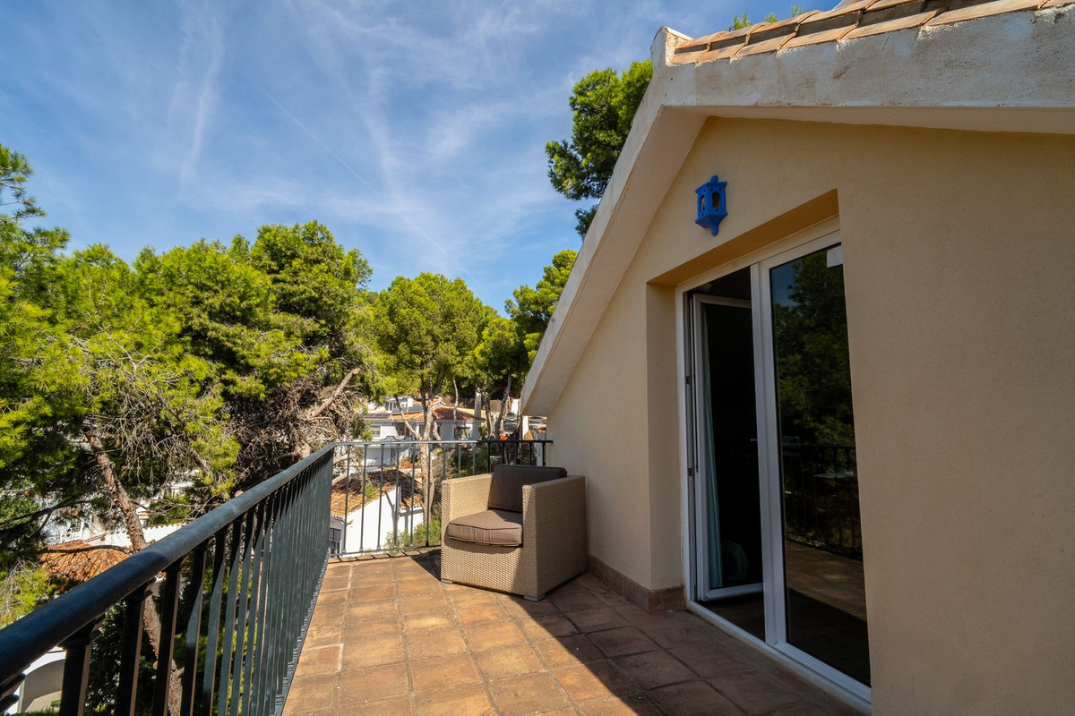 Huis te koop in Pinares de San Antón | 5 slaapkamers H5056297