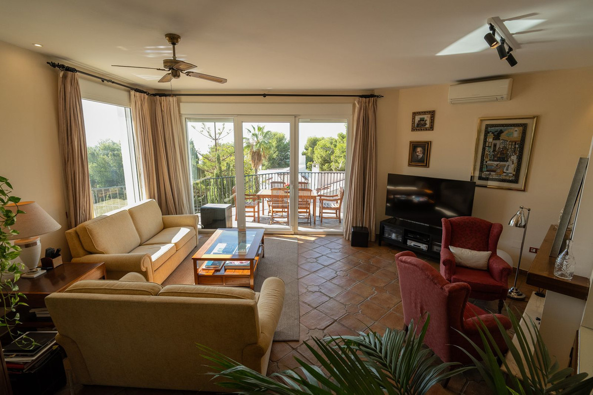 Huis te koop in Pinares de San Antón | 5 slaapkamers H5056297