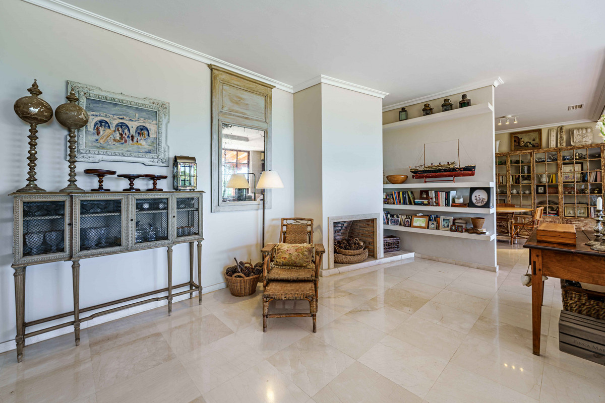 Huis te koop in Pinares de San Antón | 5 slaapkamers H5073520
