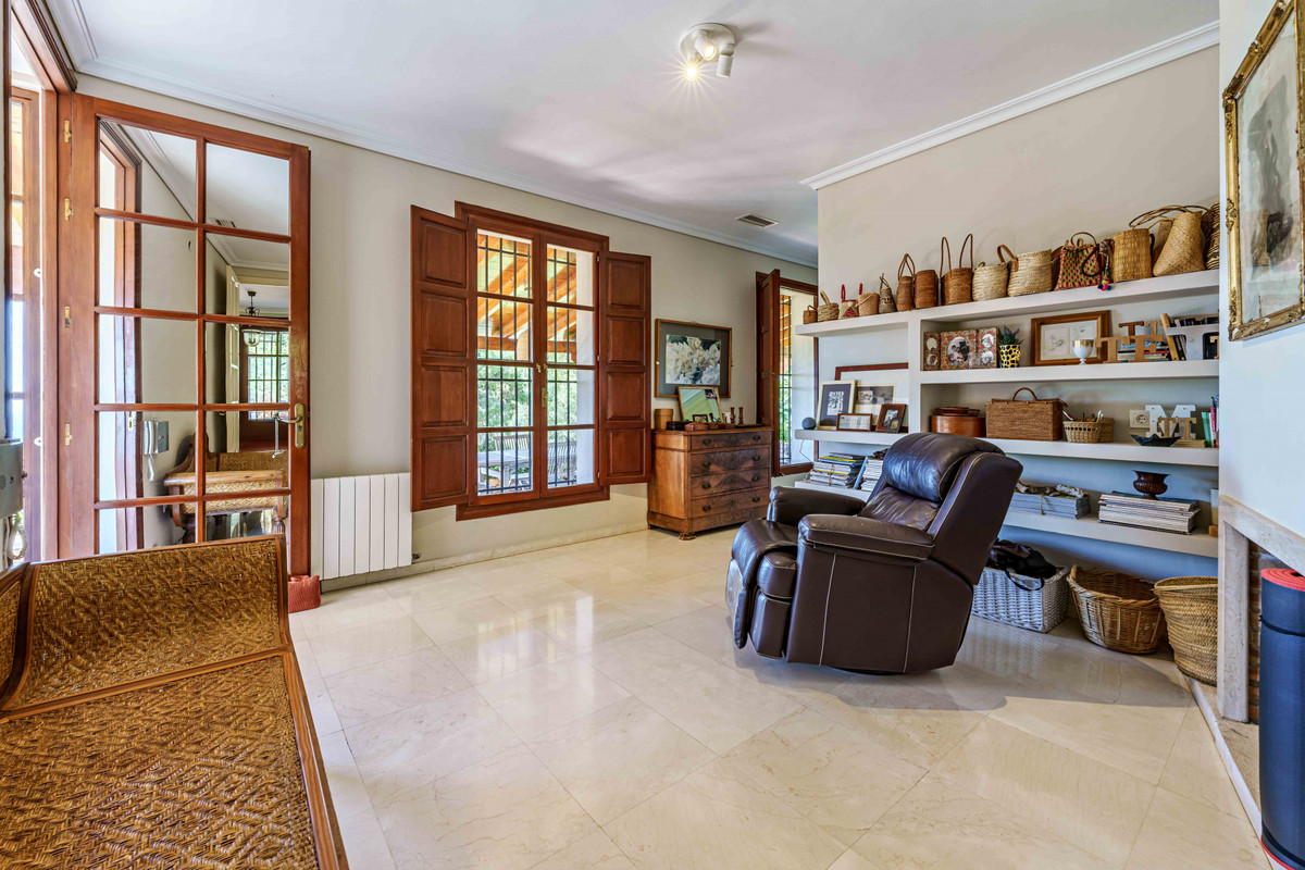 Huis te koop in Pinares de San Antón | 5 slaapkamers H5073520