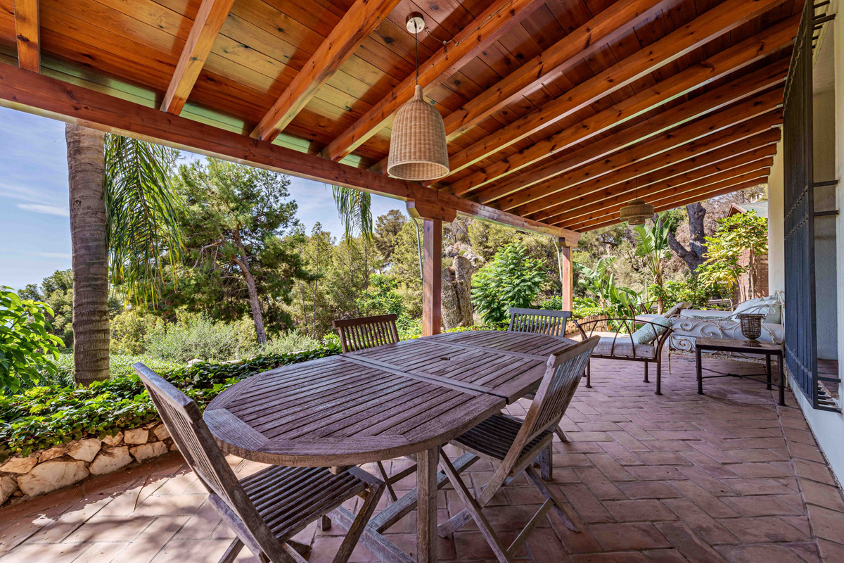 Huis te koop in Pinares de San Antón | 5 slaapkamers H5073520