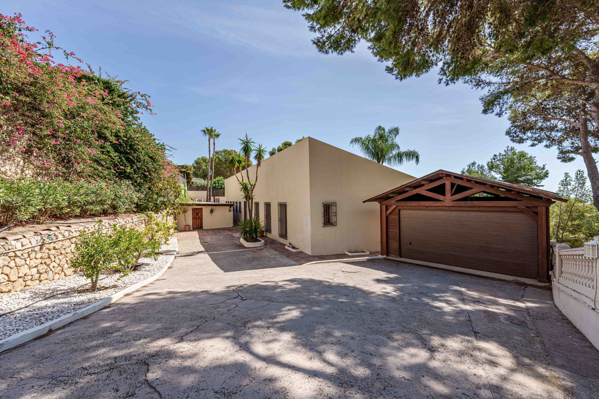 Huis te koop in Pinares de San Antón | 5 slaapkamers H5073520
