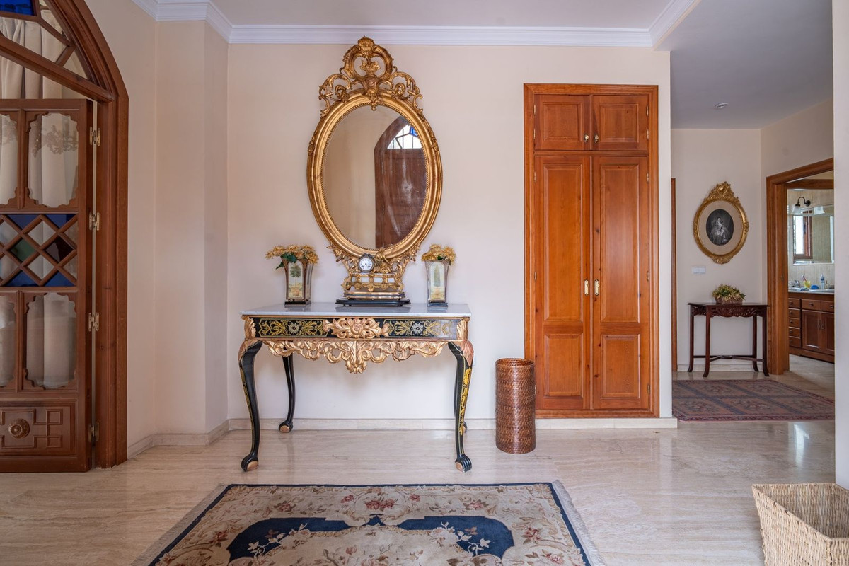 Huis te koop in Pinares de San Antón | 5 slaapkamers H5212336