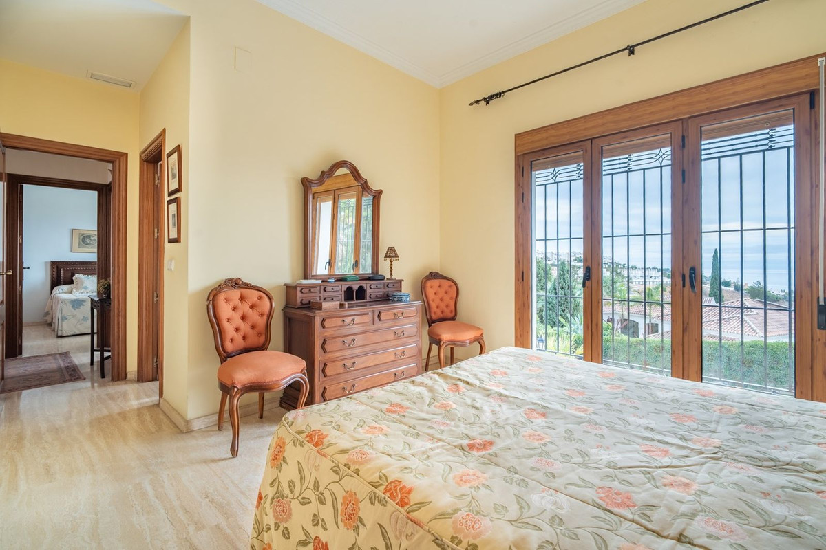 Huis te koop in Pinares de San Antón | 5 slaapkamers H5212336