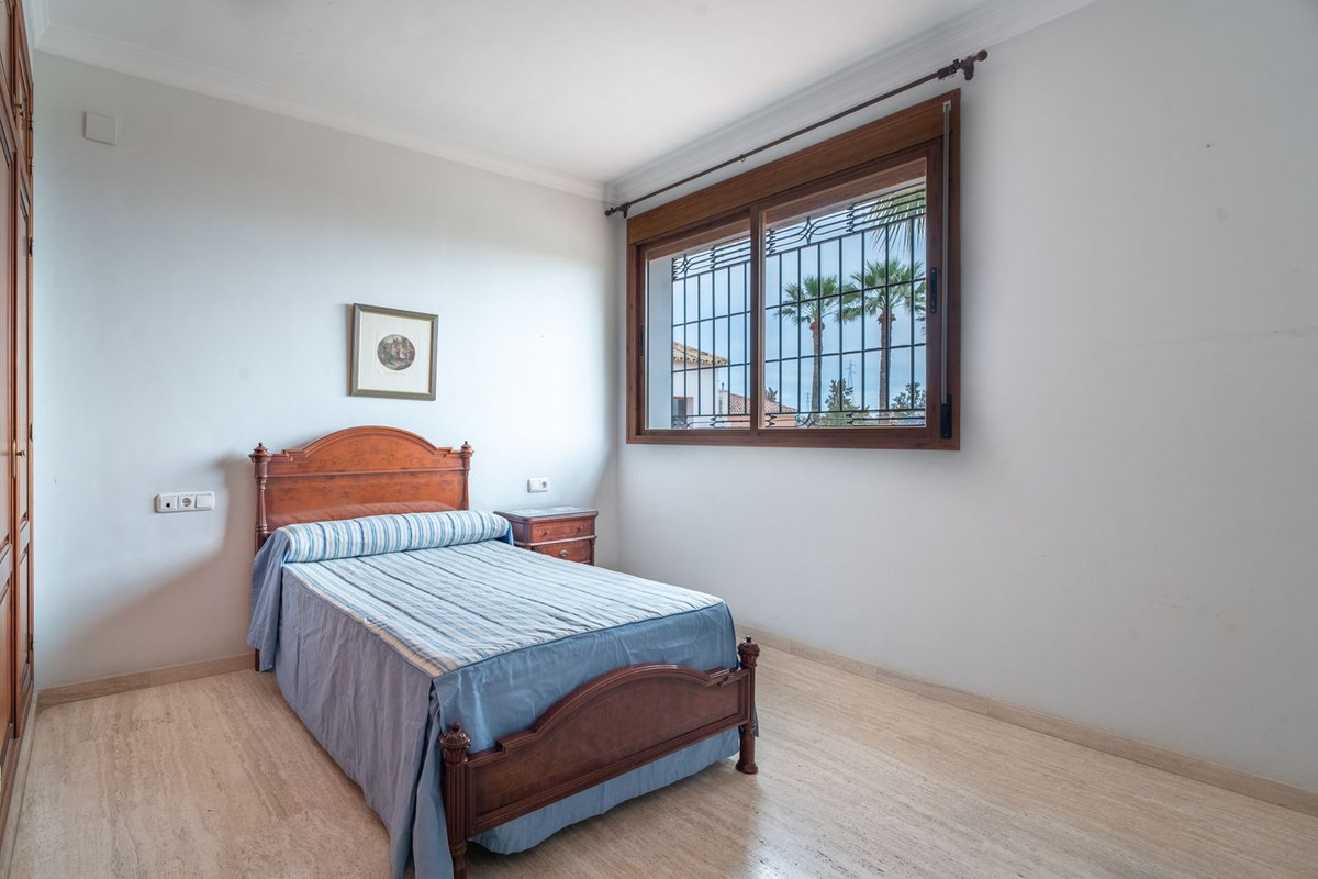 Huis te koop in Pinares de San Antón | 5 slaapkamers H5212336
