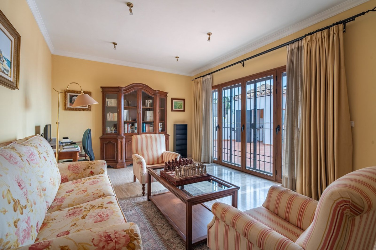 Huis te koop in Pinares de San Antón | 5 slaapkamers H5212336