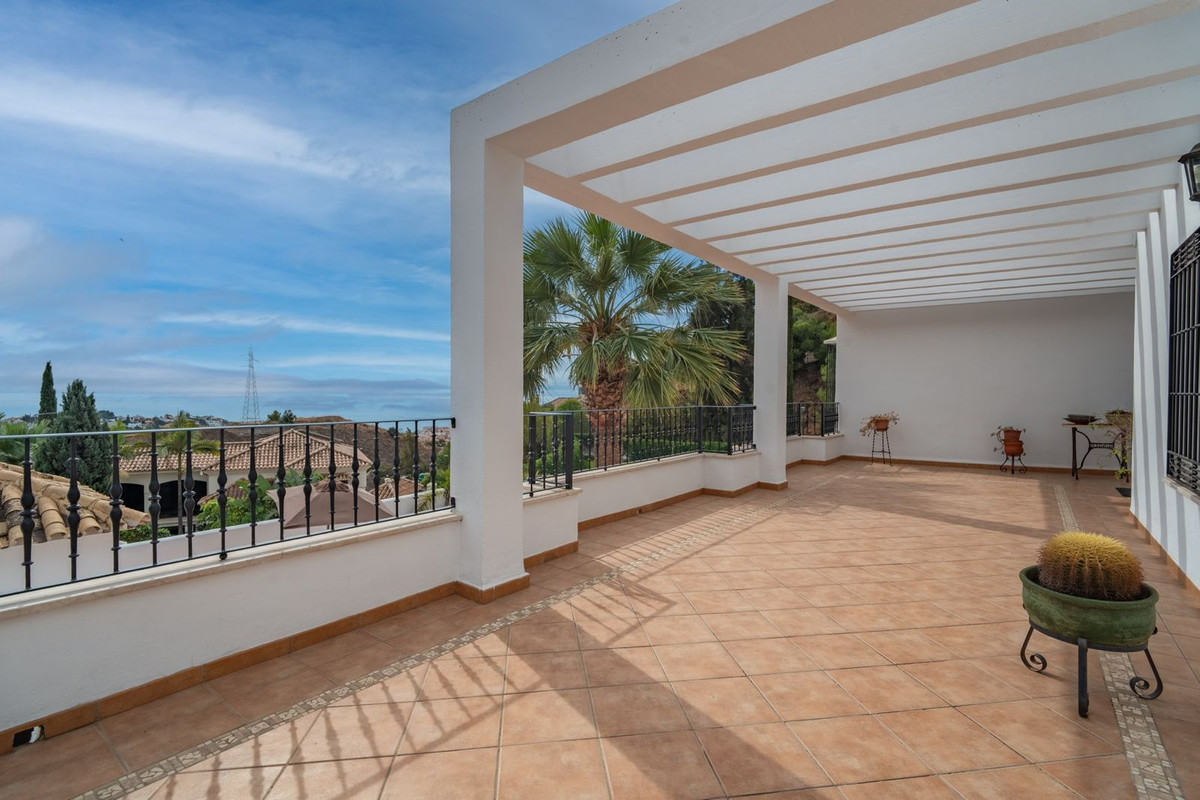 Huis te koop in Pinares de San Antón | 5 slaapkamers H5212336