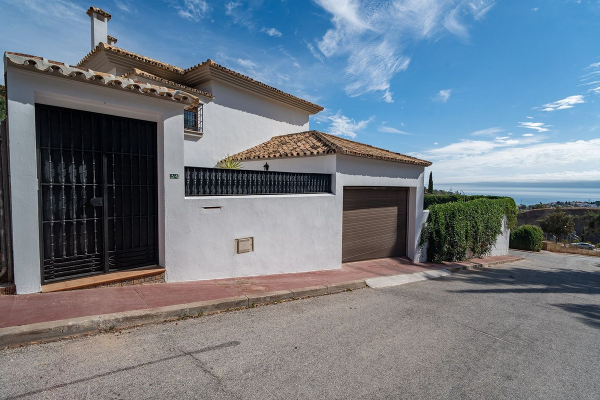 Huis te koop in Pinares de San Antón | 5 slaapkamers H5212336