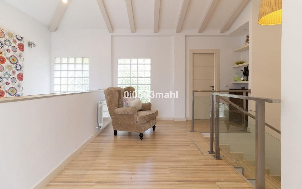 Huis te koop in Pinares de San Antón | 5 slaapkamers H5213155