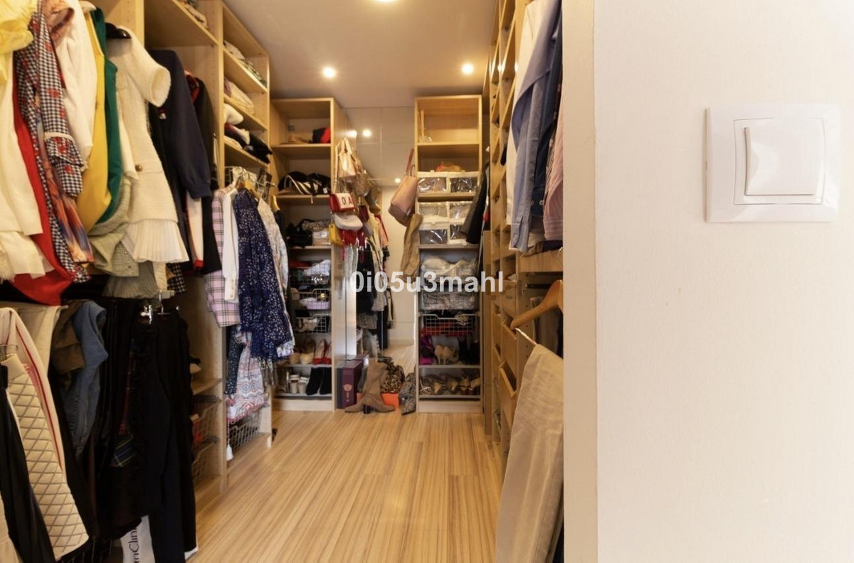 Huis te koop in Pinares de San Antón | 5 slaapkamers H5213155