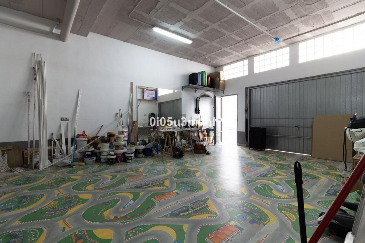 Huis te koop in Pinares de San Antón | 5 slaapkamers H5213155