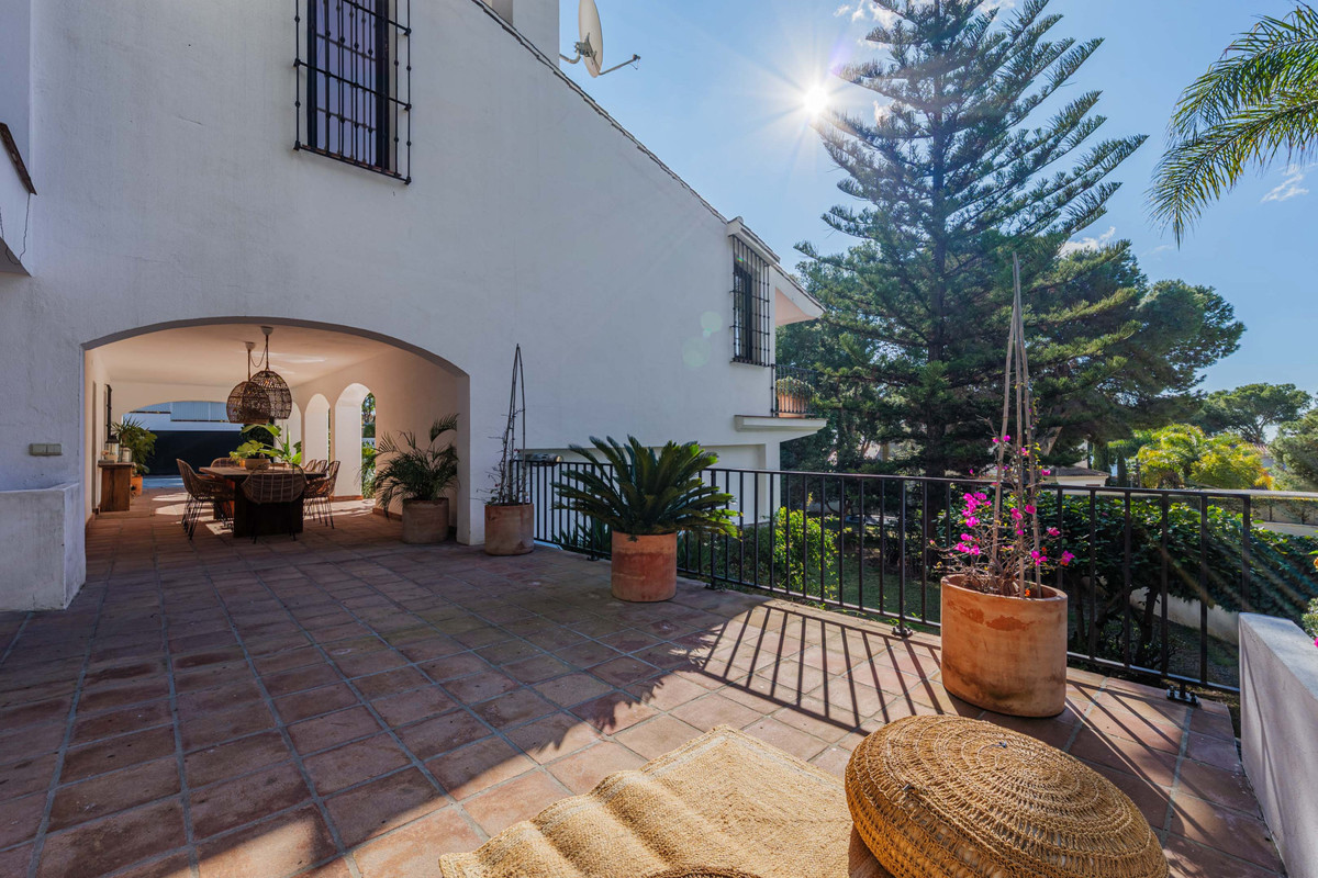Huis te koop in Pinares de San Antón | 4 slaapkamers H5387341