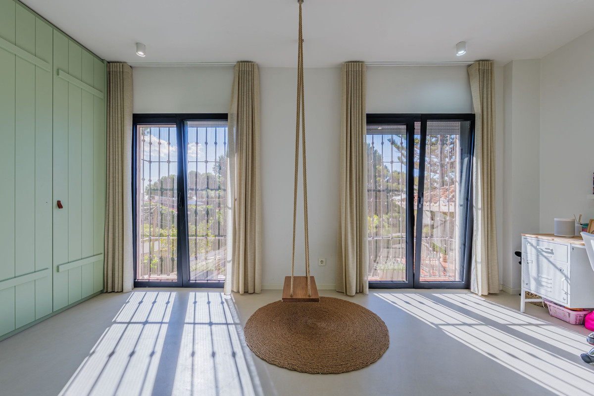 Huis te koop in Pinares de San Antón | 4 slaapkamers H5387341