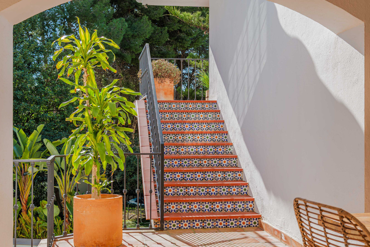 Huis te koop in Pinares de San Antón | 4 slaapkamers H5387341