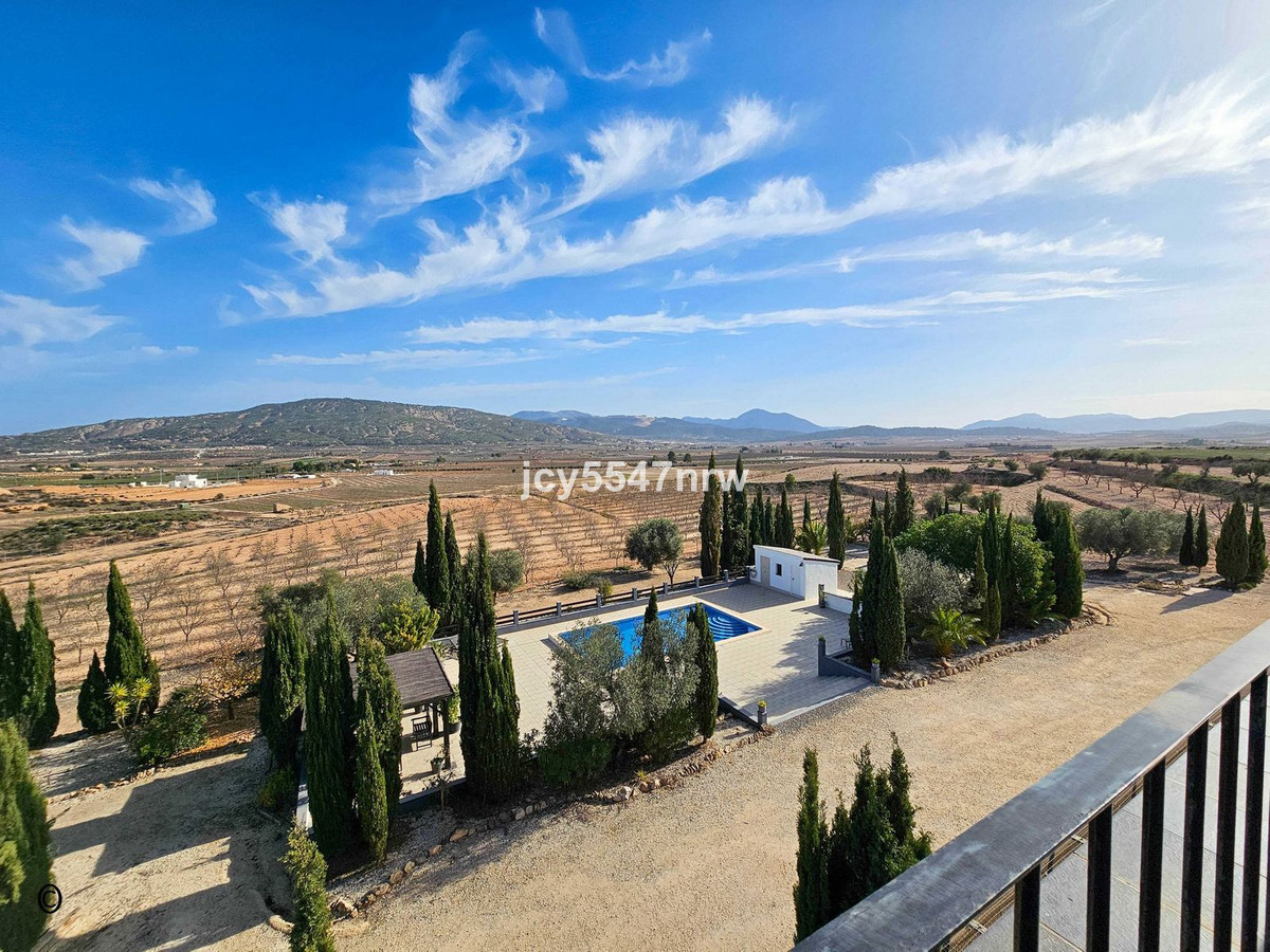 Property main view 46