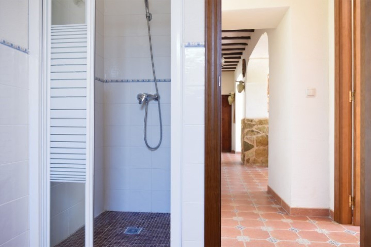 Vrijstaande Villa te koop in Pinoso | 4 slaapkamers H5182054