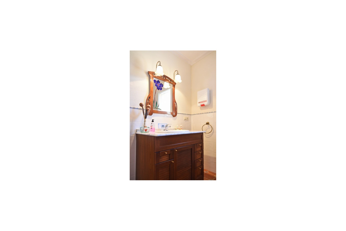 Vrijstaande Villa te koop in Pinoso | 4 slaapkamers H5182054