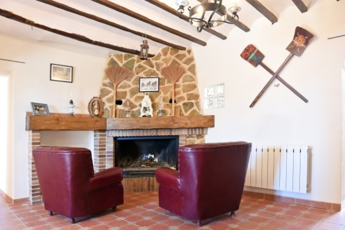 Vrijstaande Villa te koop in Pinoso | 4 slaapkamers H5182054