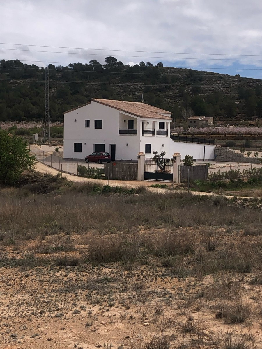 Vrijstaande Villa te koop in Pinoso | 5 slaapkamers H5255869