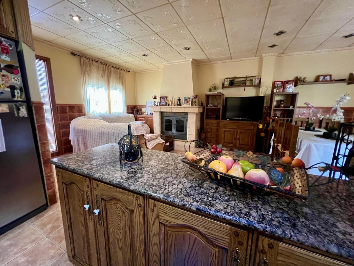 Huis te koop in Pinoso | 3 slaapkamers H5306278