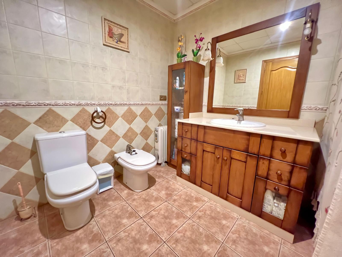 Huis te koop in Pinoso | 3 slaapkamers H5306278