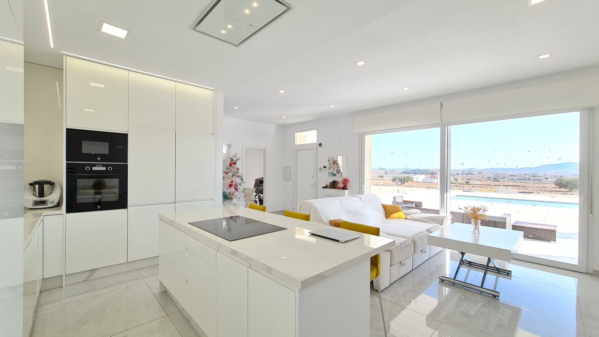 Vrijstaande Villa te koop in Pinoso | 3 slaapkamers H5327902