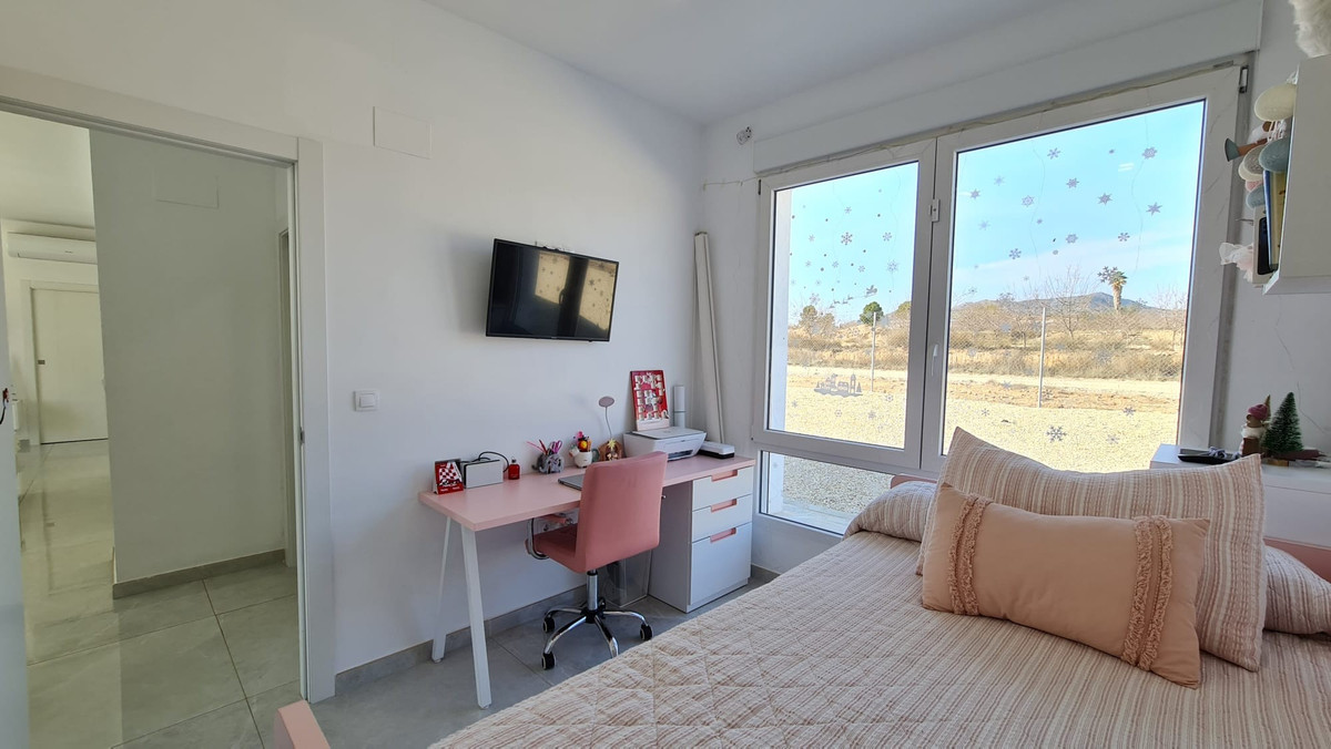 Vrijstaande Villa te koop in Pinoso | 3 slaapkamers H5327902