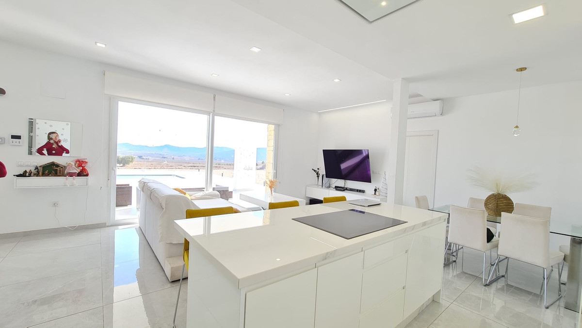 Vrijstaande Villa te koop in Pinoso | 3 slaapkamers H5352823