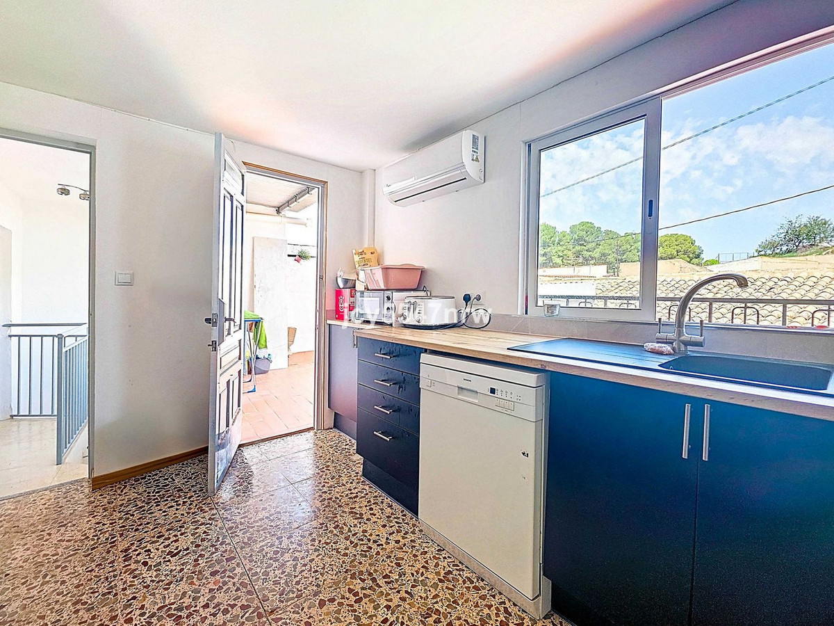 Property main view 16