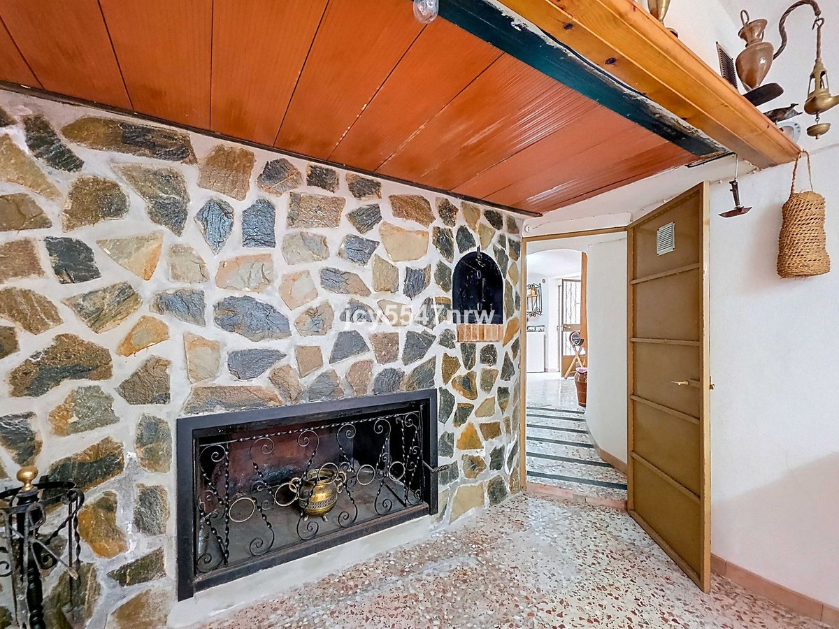 Cave House te koop in Pinoso | 4 slaapkamers H5423350