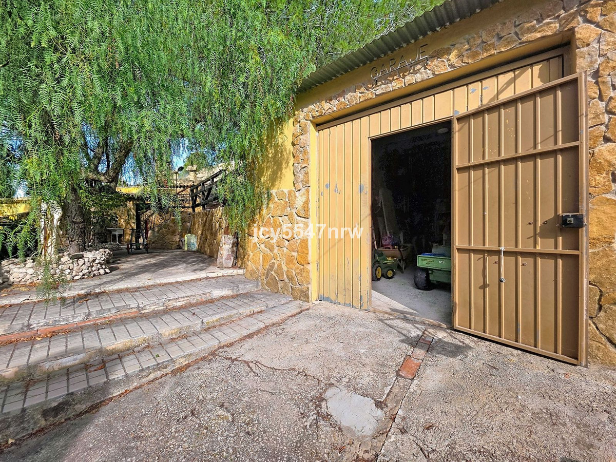 Cave House te koop in Pinoso | 4 slaapkamers H5423350
