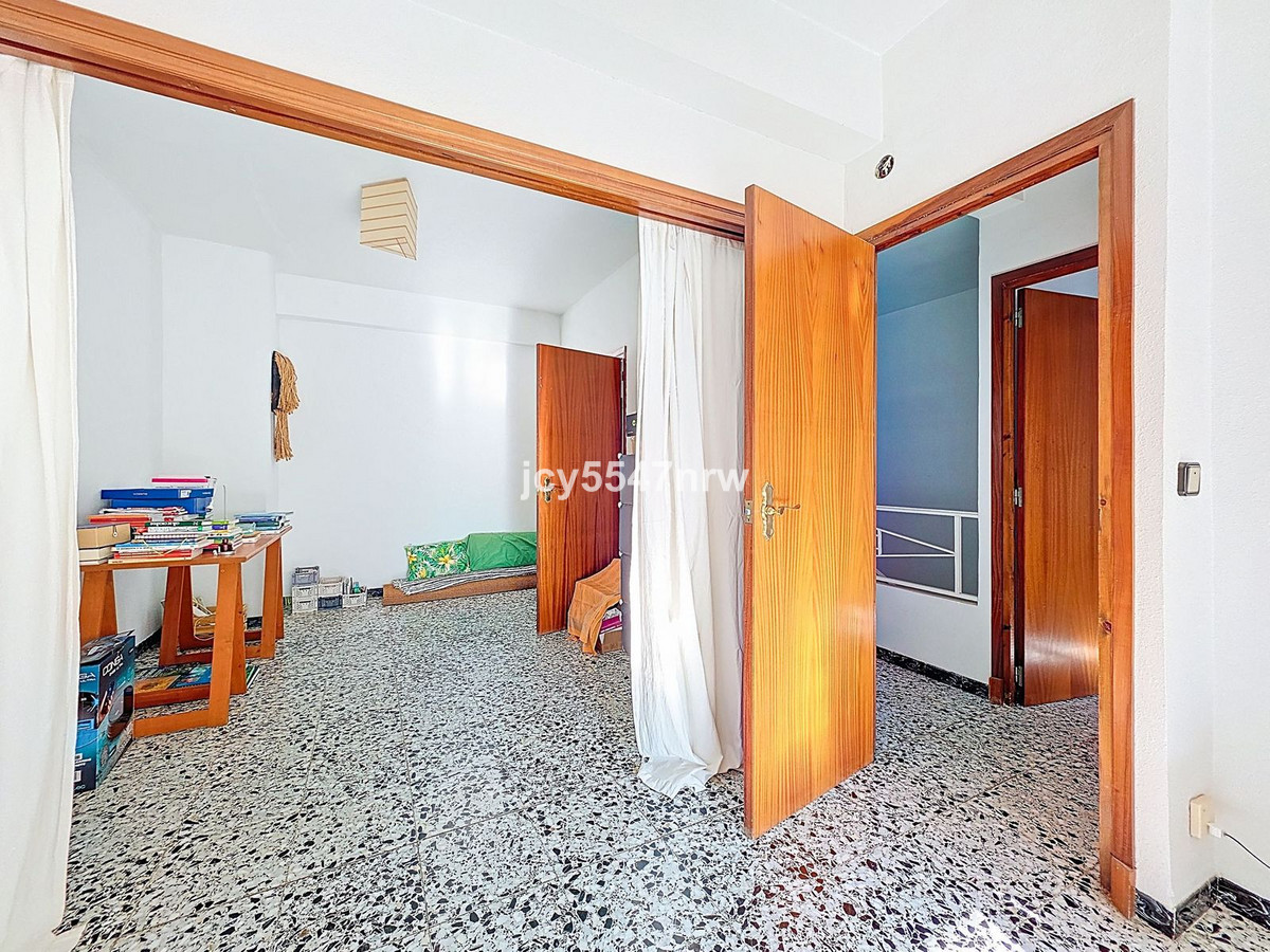Huis te koop in Pinoso | 8 slaapkamers H5423371