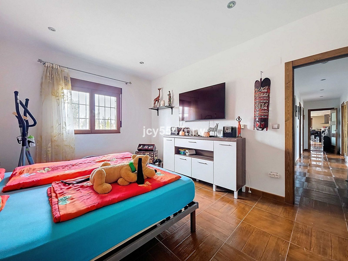 Property main view 23