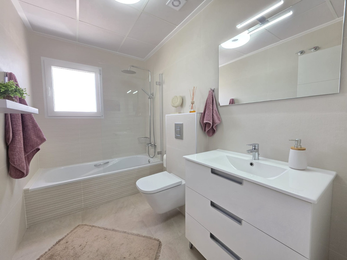 Vrijstaande Villa te koop in Pinoso | 3 slaapkamers H5435323