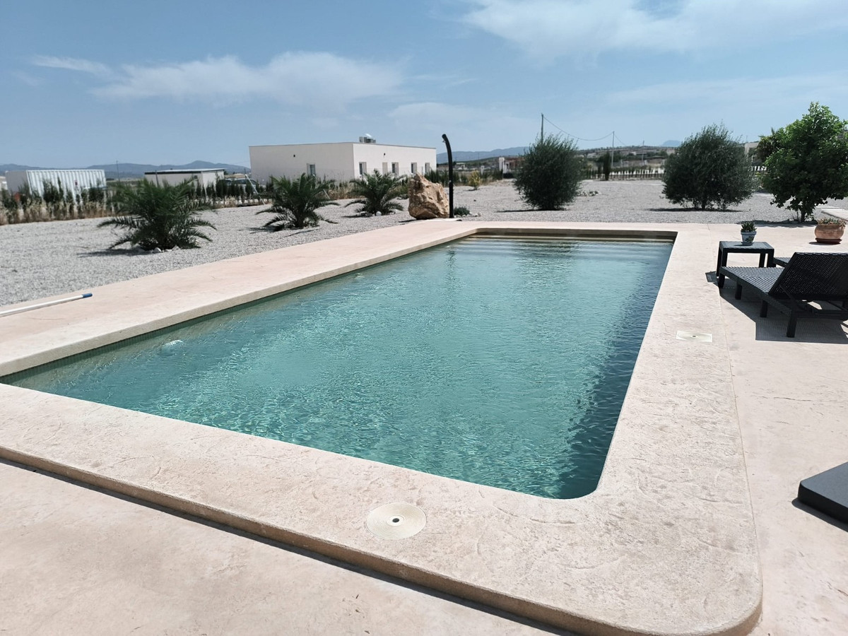 Vrijstaande Villa te koop in Pinoso | 3 slaapkamers H5435323