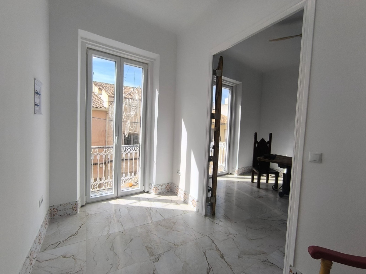 Appartement te koop in Pinoso | 8 slaapkamers H5456404