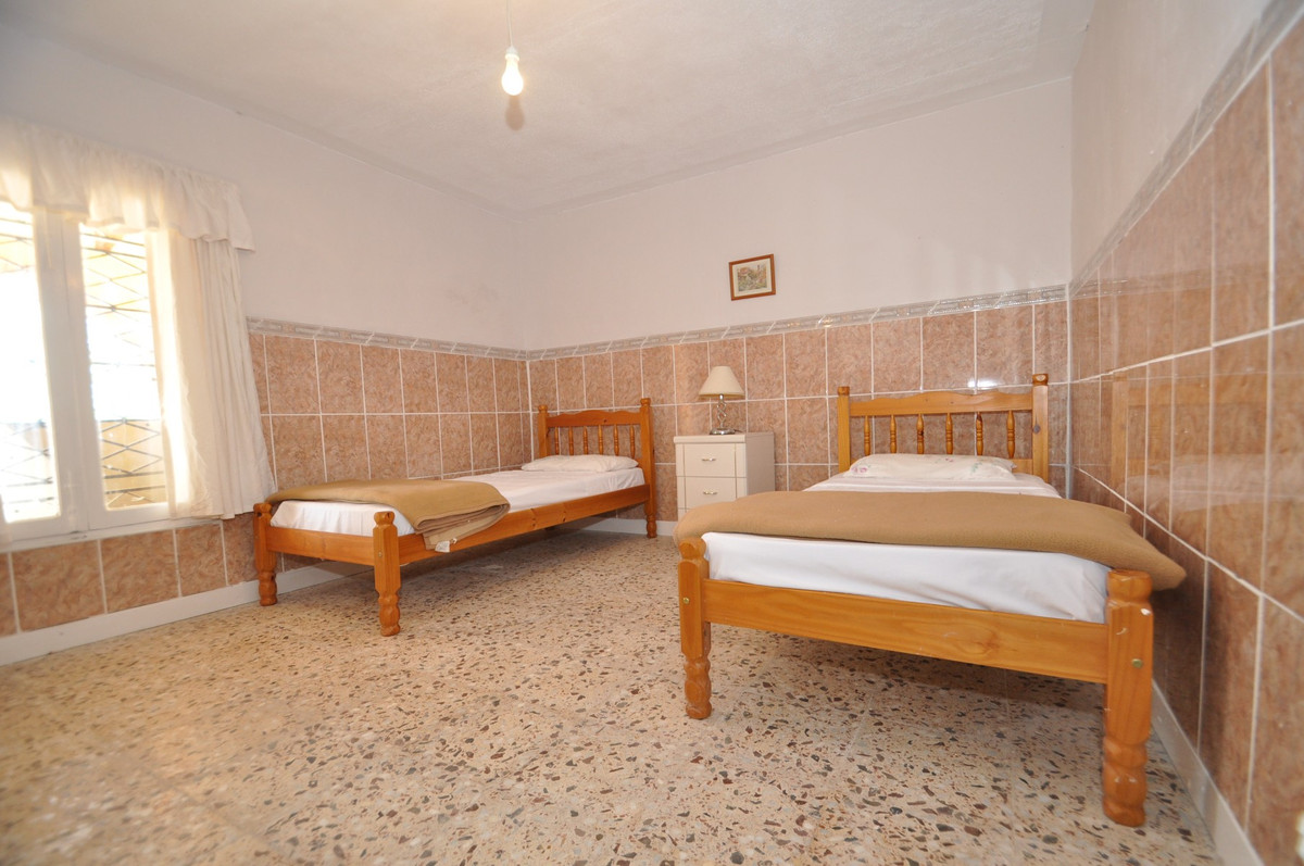 Vrijstaande Villa te koop in Pinoso | 8 slaapkamers H5459791