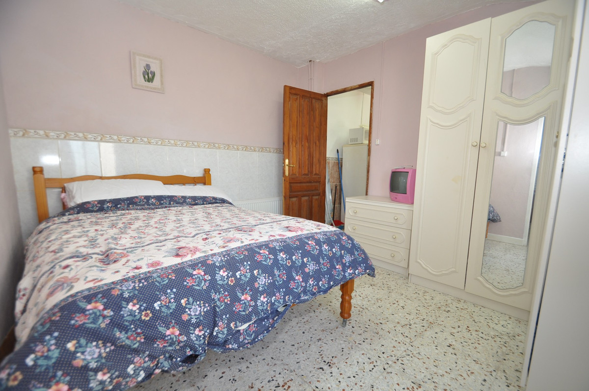 Vrijstaande Villa te koop in Pinoso | 8 slaapkamers H5459791