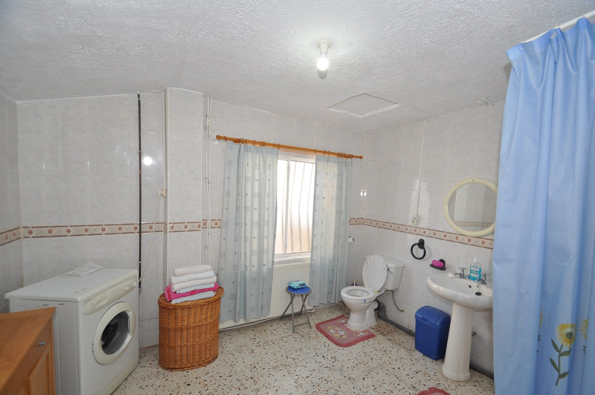 Vrijstaande Villa te koop in Pinoso | 8 slaapkamers H5459791