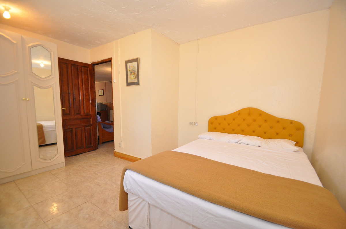 Vrijstaande Villa te koop in Pinoso | 8 slaapkamers H5459791