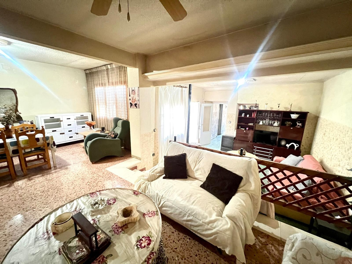 Huis te koop in Pinoso | 6 slaapkamers H5508082