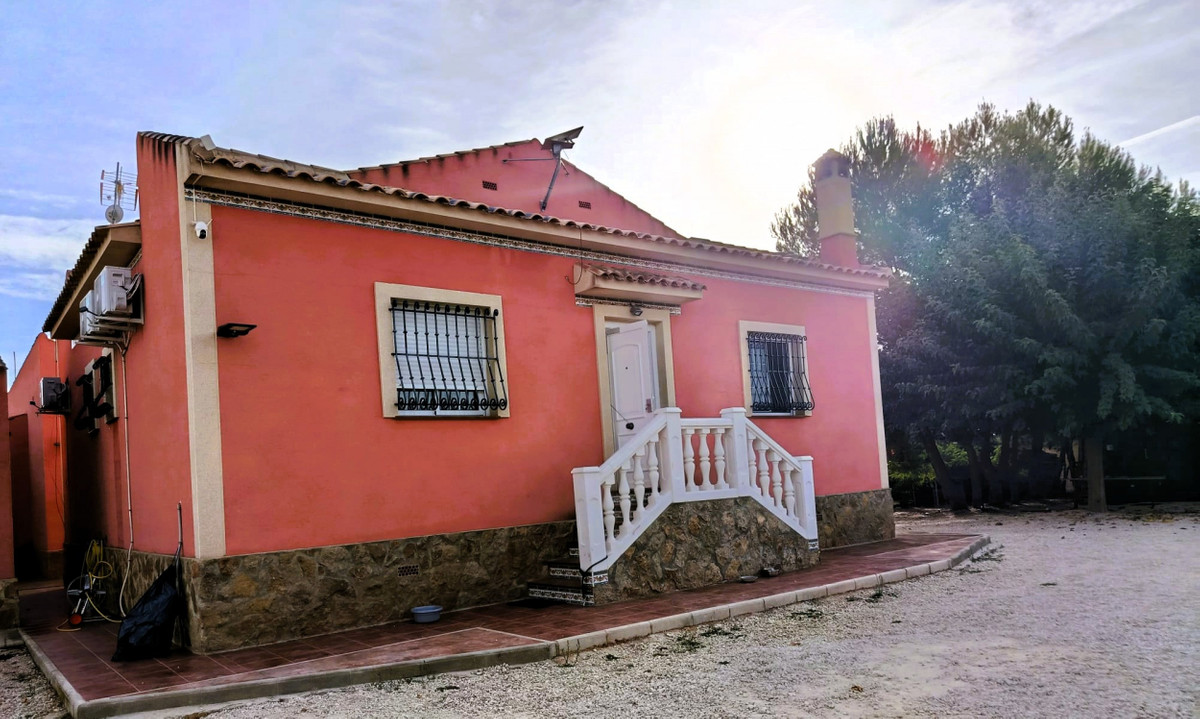 Finca - Cortijo te koop in Pinoso | 3 slaapkamers H5508787