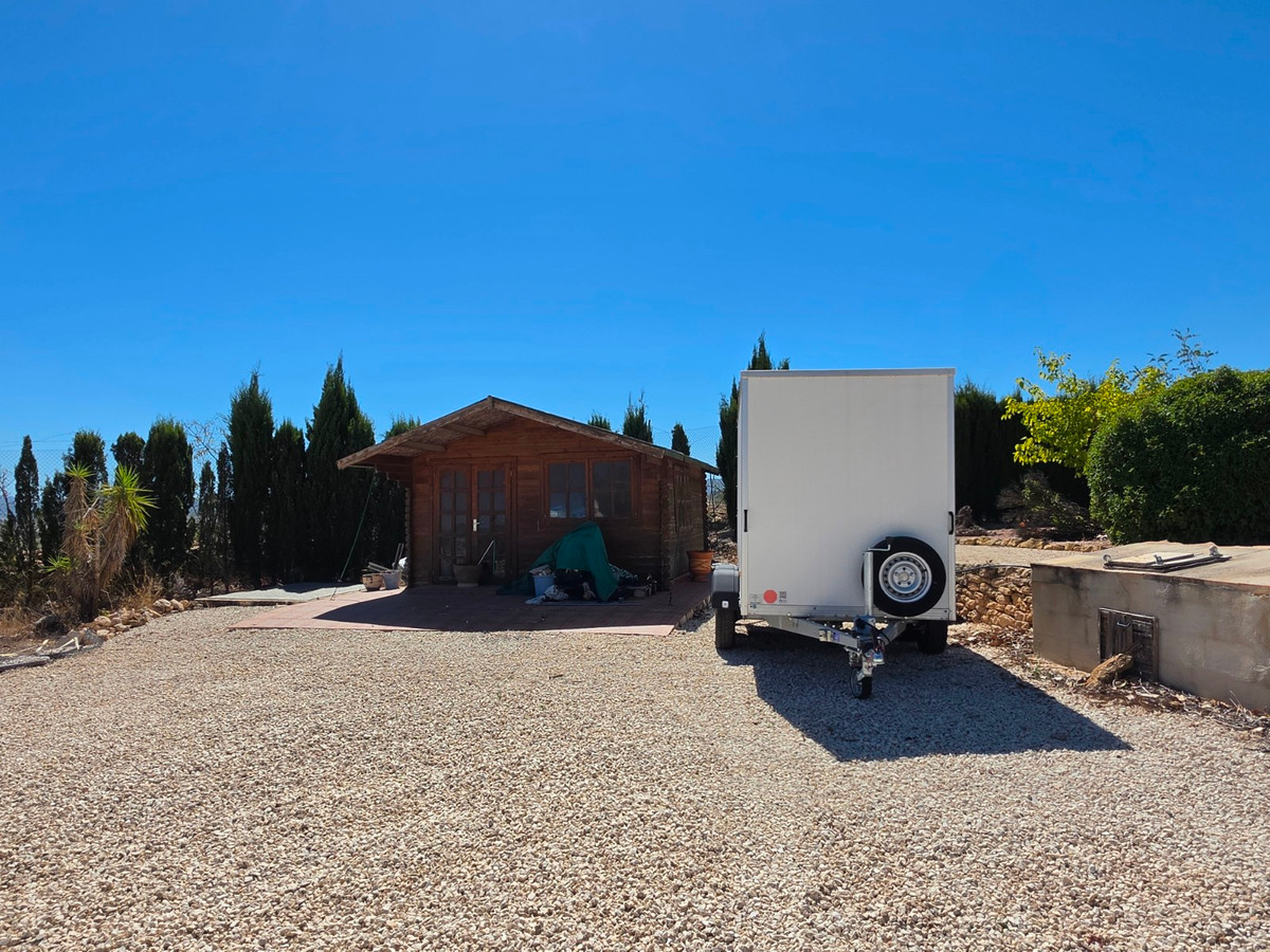 Vrijstaande Villa te koop in Pinoso | 4 slaapkamers H5509123